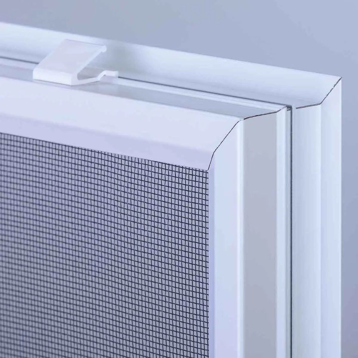 Aydos sırtında sabit panel